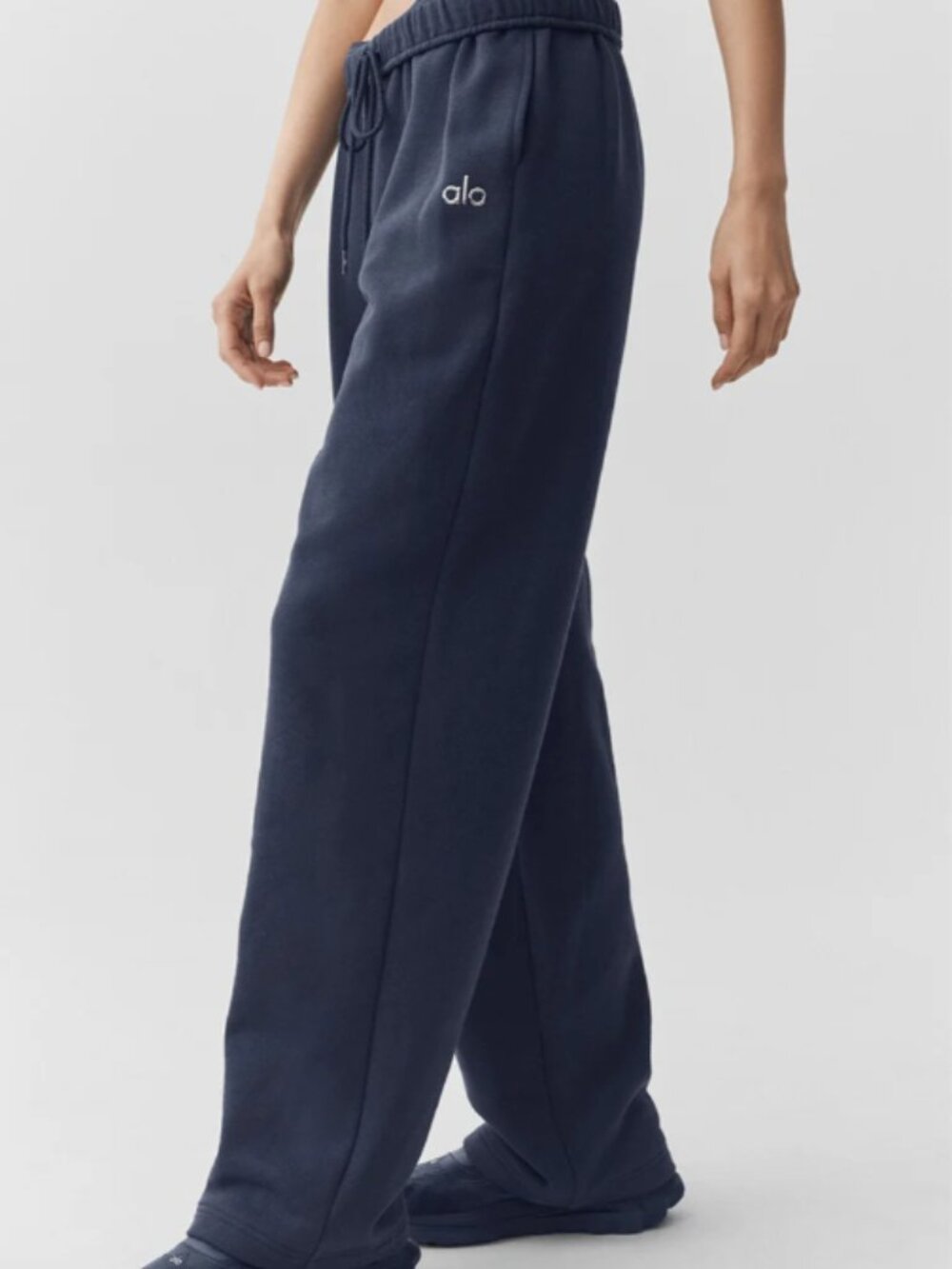 ALO Accolade Straight Leg Sweatpants Navy NWT